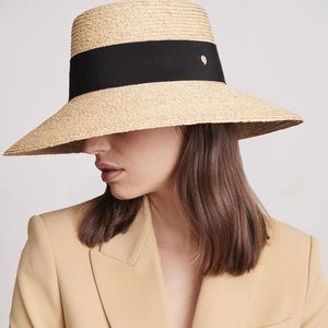 NWT Helen Kaminski Makeda Hat